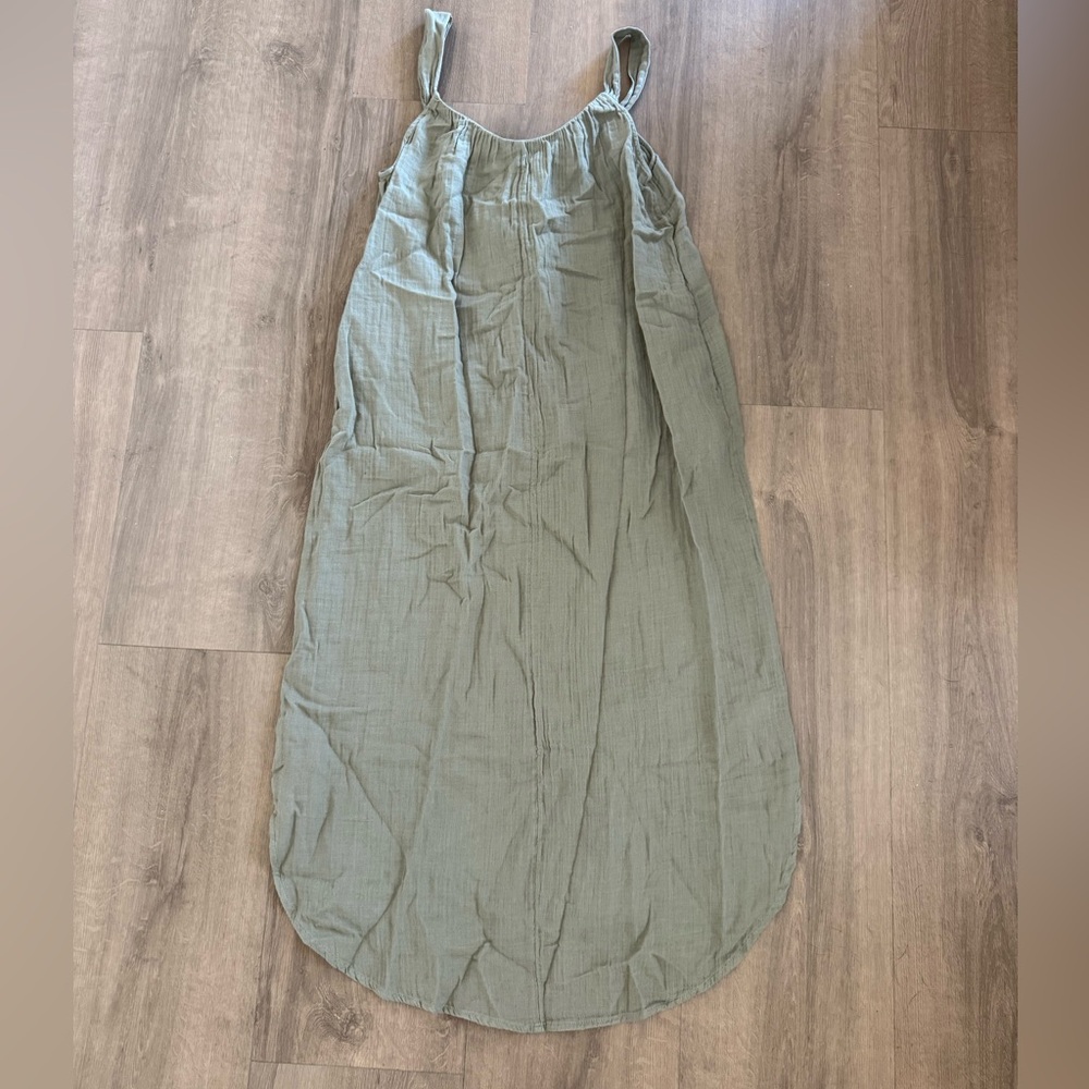 Old Navy Women's Maxi Dress in Olive Green